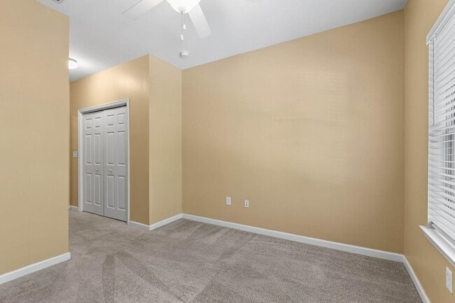 Building Photo - 1325 Stone Rd