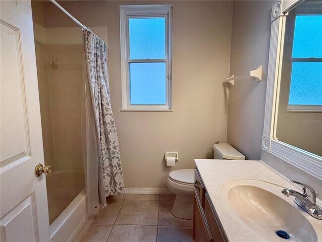 Building Photo - 10237 Facet Ct