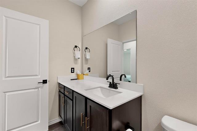 Building Photo - 2101 Steer Creek Pl