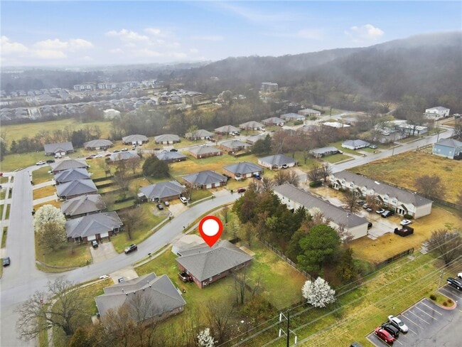 Building Photo - 932 S Curtis Ave