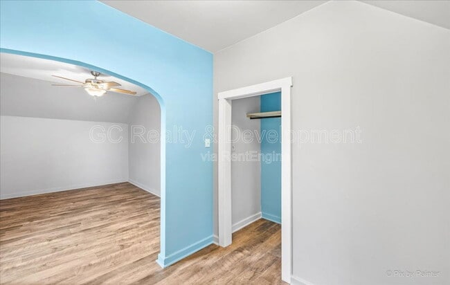 Building Photo - 1932 N Karlov Ave