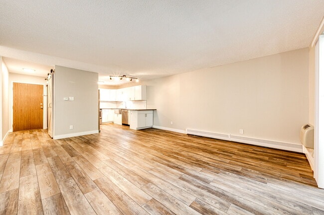 Building Photo - 3184 S Heather Gardens Way