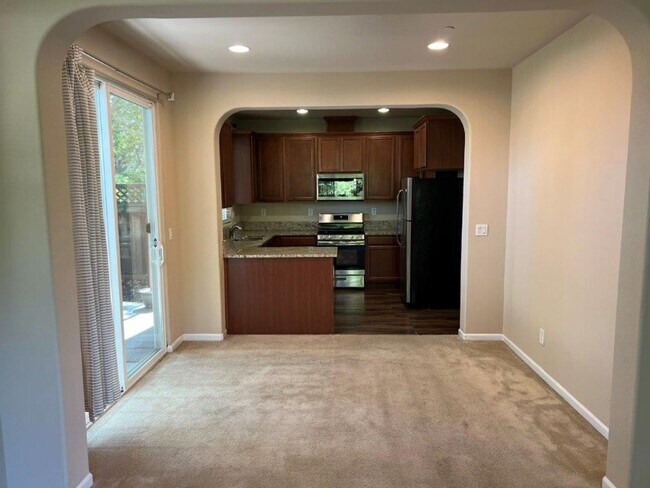 Building Photo - Modern 3 Bedroom 2 Bath 2 Story Vacaville Pets OK *Star Rentals