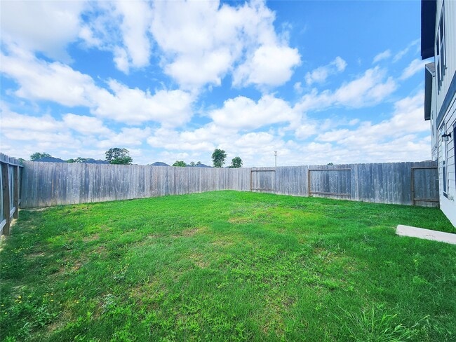 Building Photo - 14503 Sweet Cherry Dr