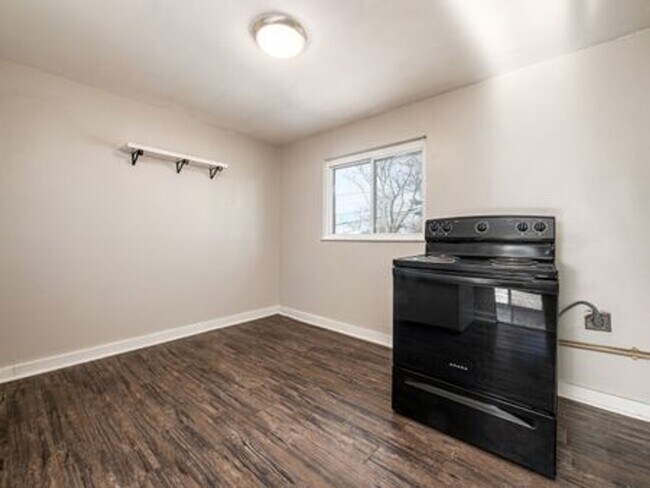 Building Photo - 780 Moon Rd