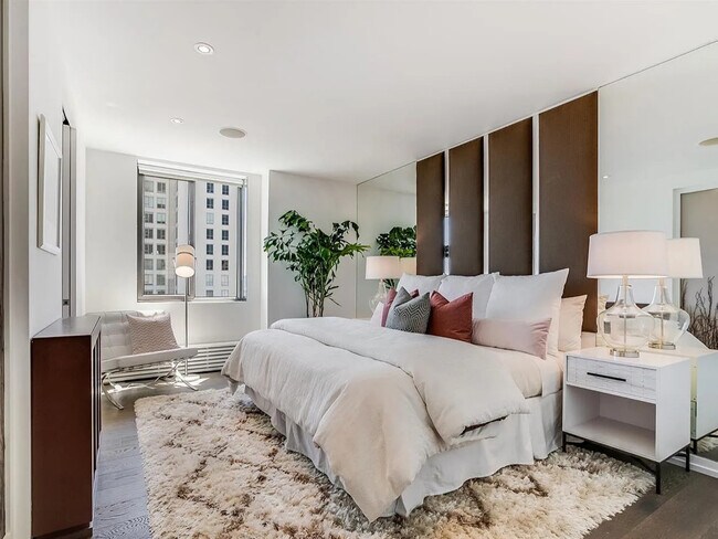 Building Photo - 1080 Chestnut St