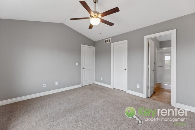 Building Photo - 2315-2317 E Coolwater St Duplex