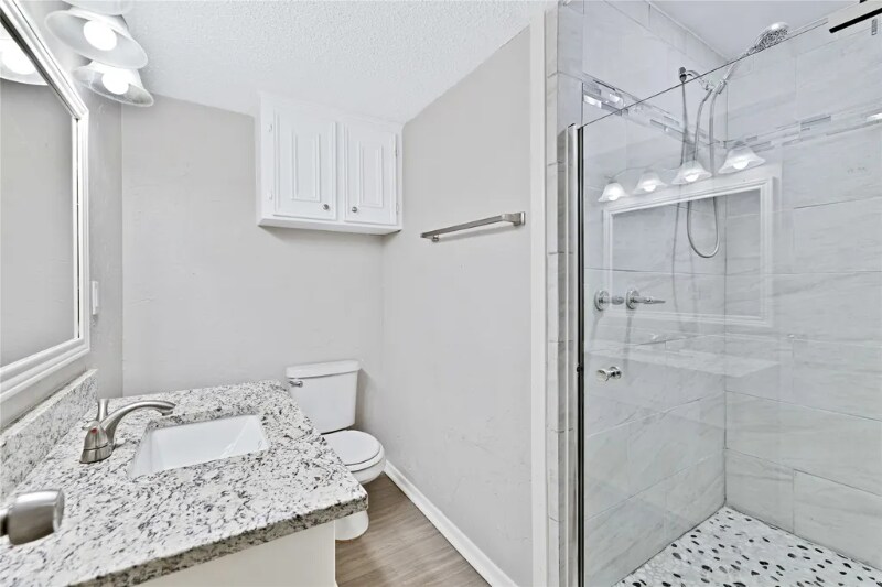 Building Photo - 205 San Jacinto Ct