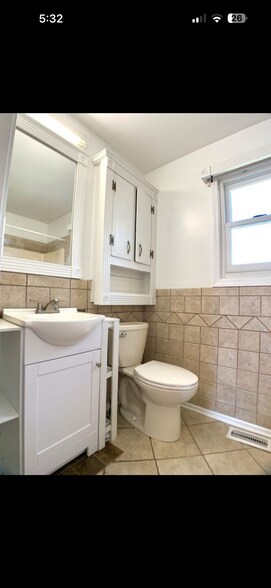 Building Photo - 219 Jim Thorpe Dr