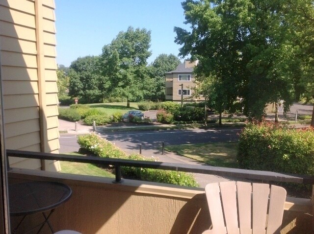 Building Photo - 4980 S Landing Dr