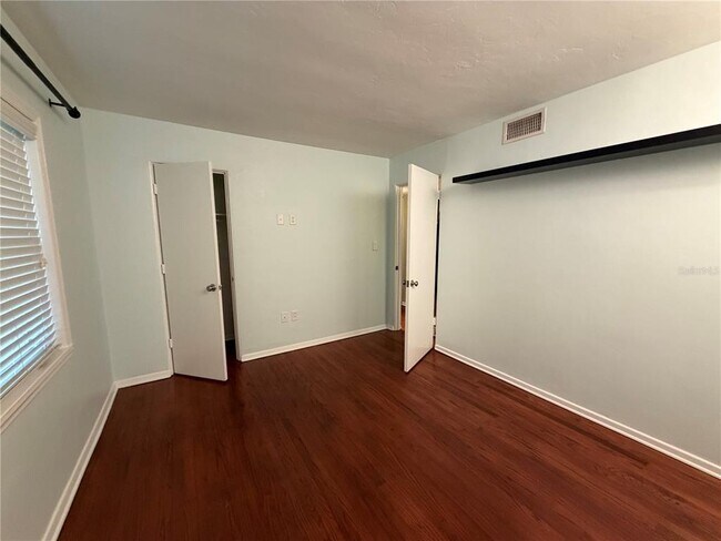 Building Photo - 701 SW 28 St