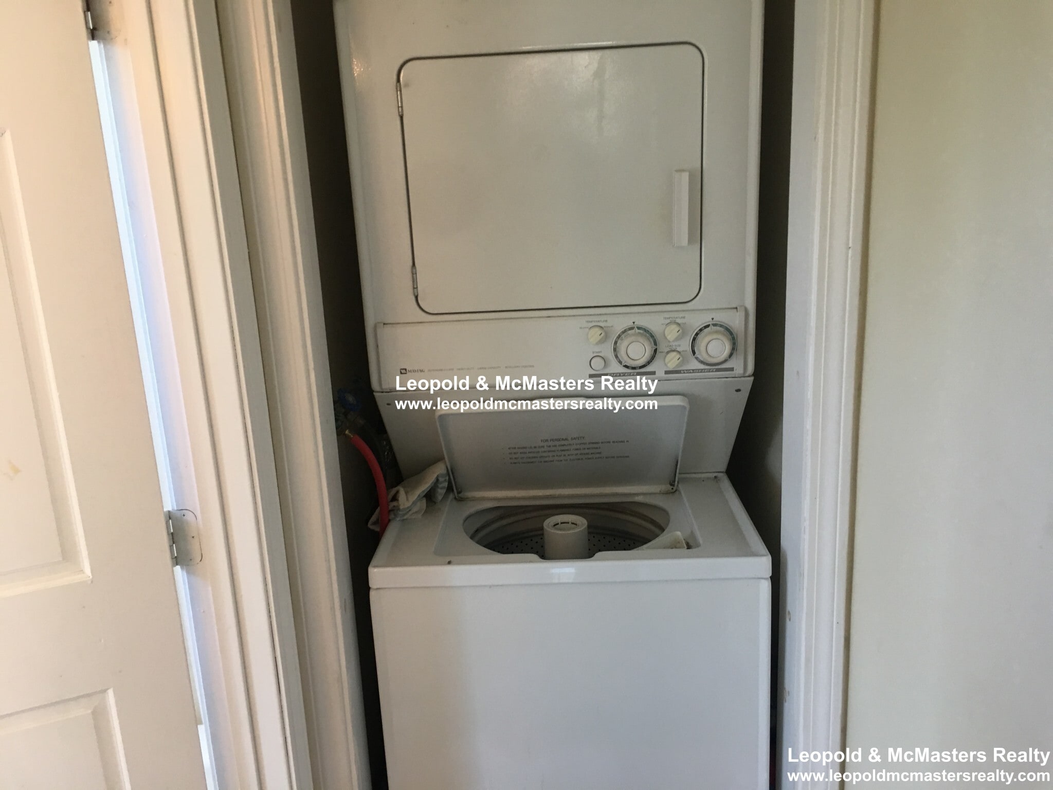 Building Photo - 19 Braemore Rd