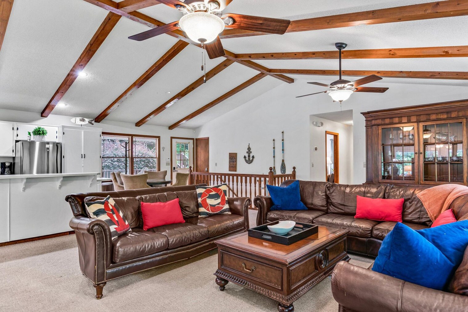 Building Photo - 723 Shorewood Cir