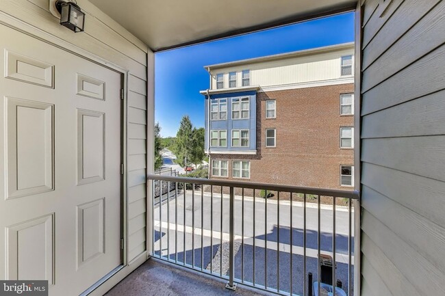 Building Photo - 645 Diamondback Dr