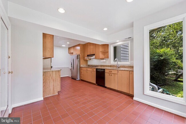 Building Photo - 6534 Jay Miller Dr