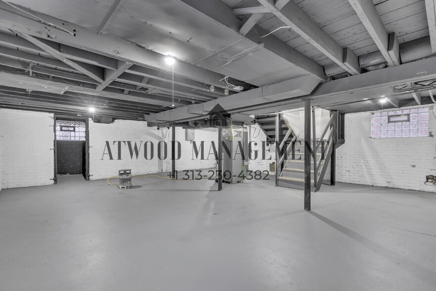 Building Photo - This beautifully updated 3-bedroom, 1-bath single-family home is ready for move-in!