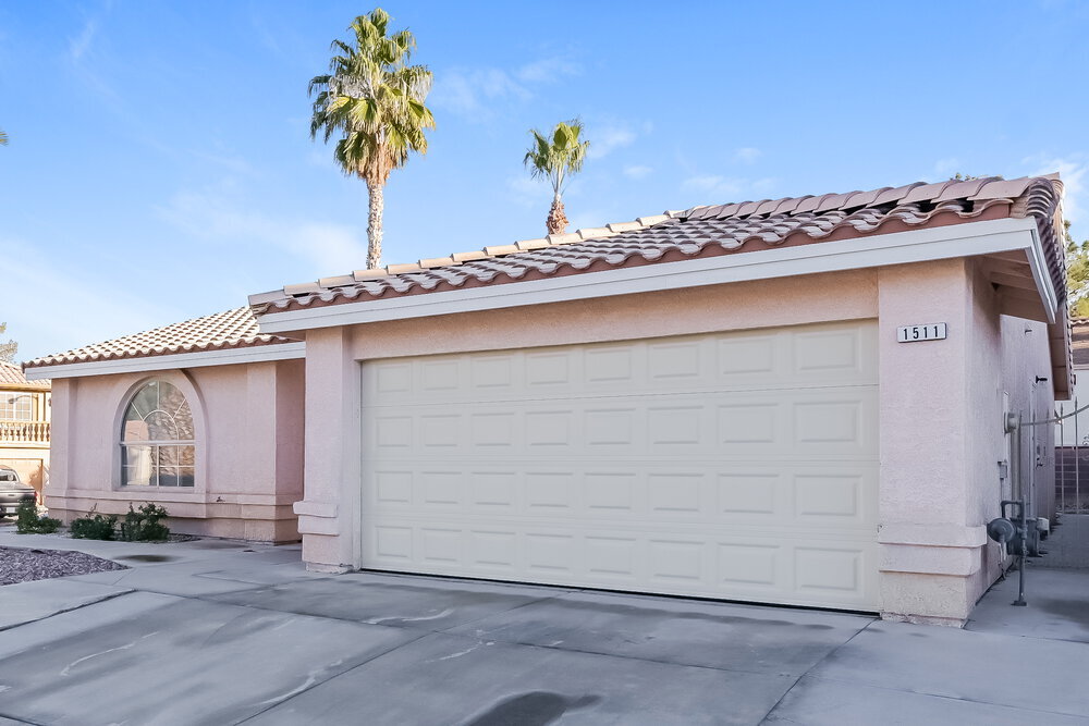 Building Photo - 1511 Plain Sight Ave