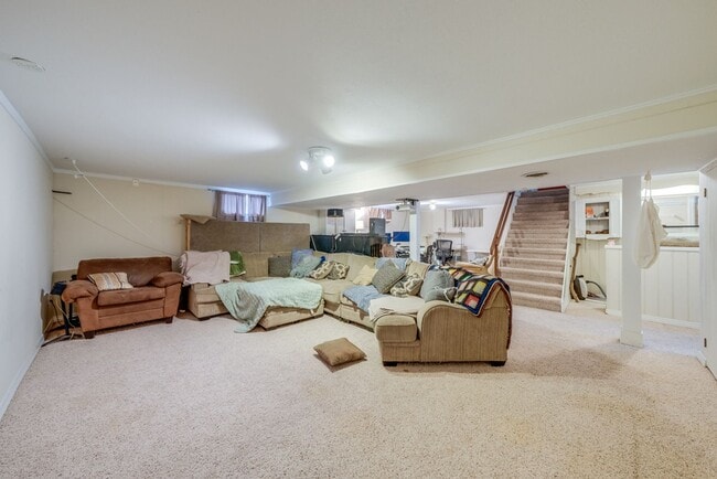 Building Photo - Charming 2-Bedroom Home with Bonus Space &...