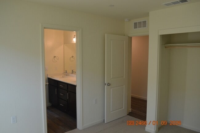 Building Photo - 644 Marshall Ln