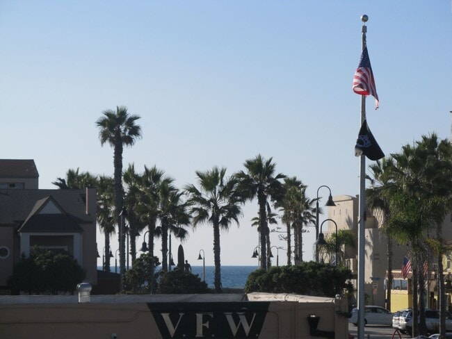 Building Photo - by the Beach