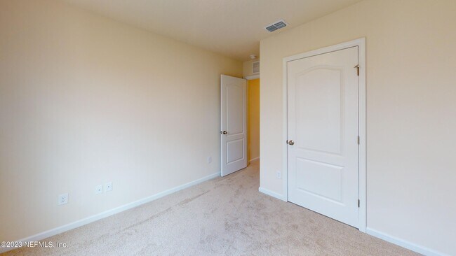 Building Photo - 4072 Oak Mill Rd