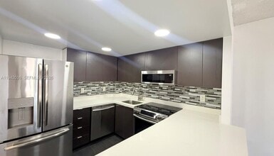 Building Photo - 16950 W Dixie Hwy