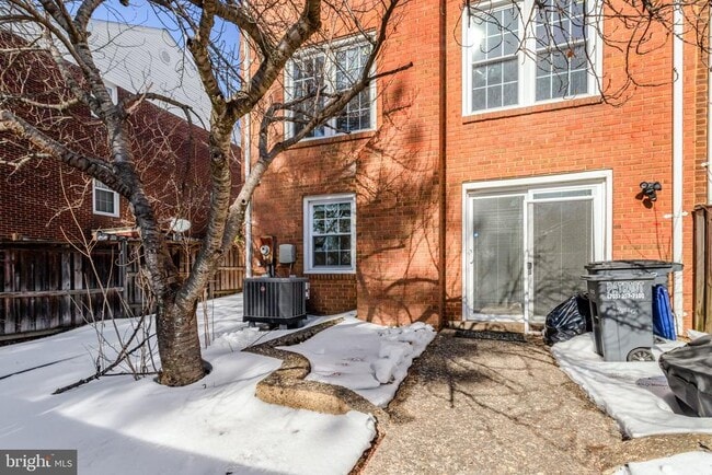 Building Photo - 8070 Powderbrook Ln