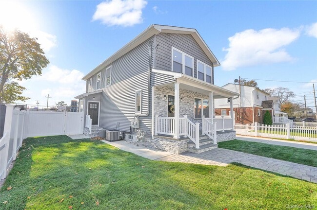 Building Photo - 24 Jefferson Ave