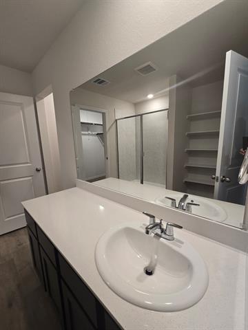 Building Photo - 1324 Stuarts Frst Dr