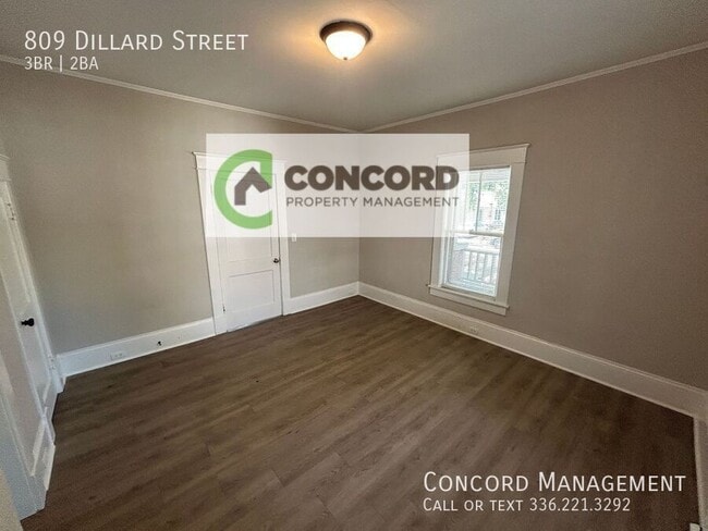 Building Photo - 809 Dillard St