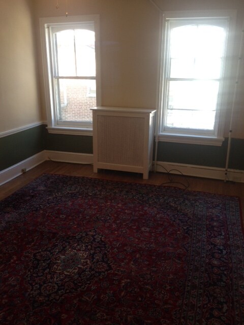 Building Photo - 810 N Harrison St