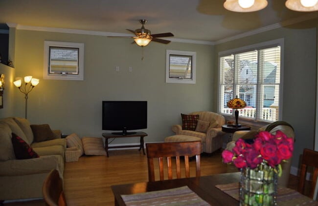 Building Photo - 1607 Chamberlain Ave.