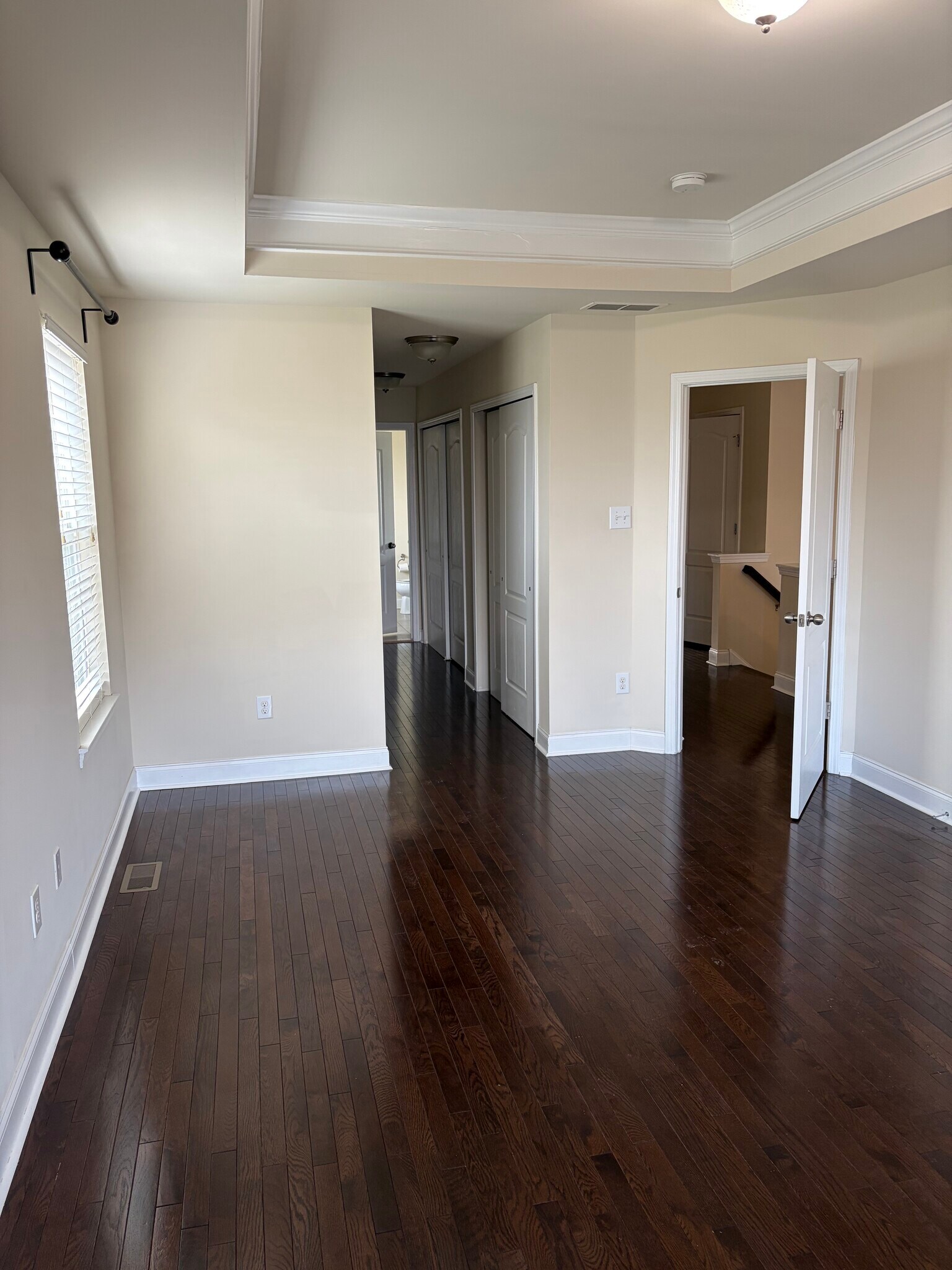 Building Photo - 6137 Valley Forge Dr