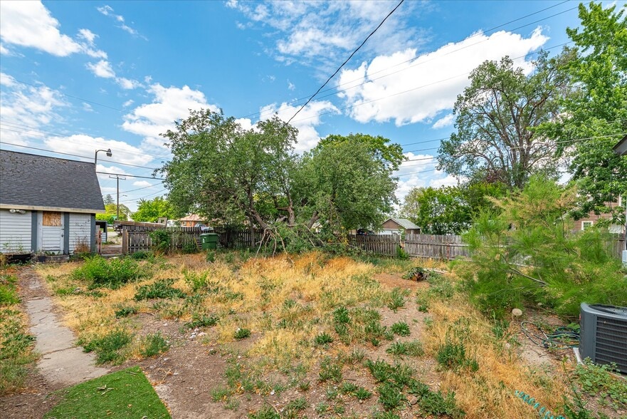 Building Photo - 2431 N Atlantic St