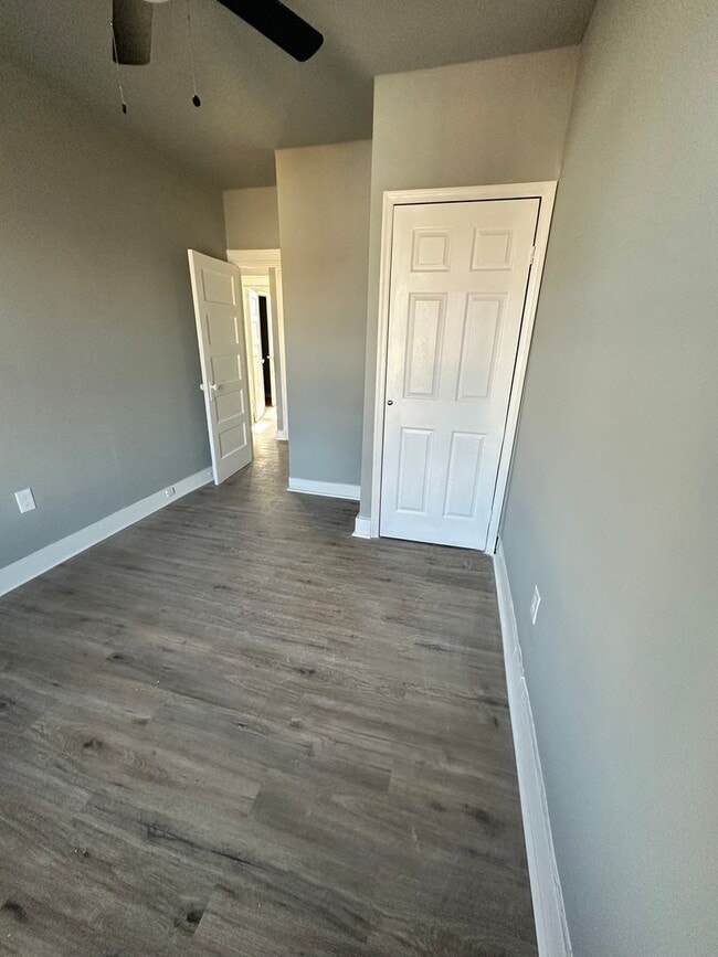 Building Photo - Charming 3-bedroom, 1-bathroom home located in the Cylburn Community