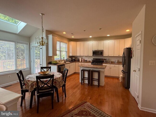 Building Photo - 210 Kimberton Dr