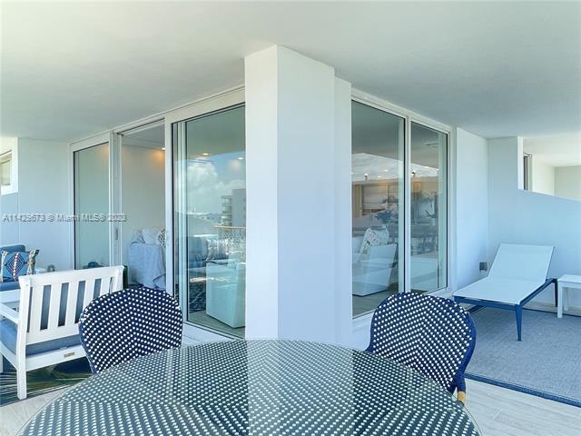 Building Photo - 155 Ocean Lane Dr