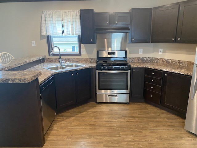 Primary Photo - 12 Bradley Ln