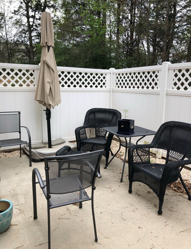 Building Photo - 110 Barnhardt Loop