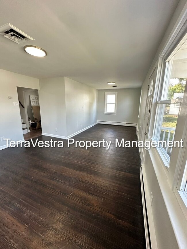 Building Photo - Single family home in Millville! Eligible ...