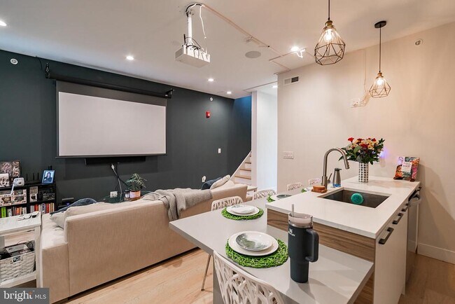 Building Photo - 1612 Germantown Ave