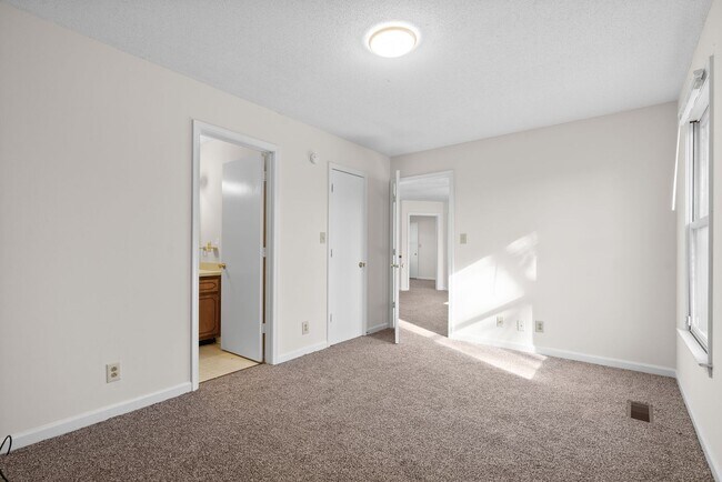 Building Photo - 3 Bedroom Home For Rent In The Quail Ridge Neighborhood!