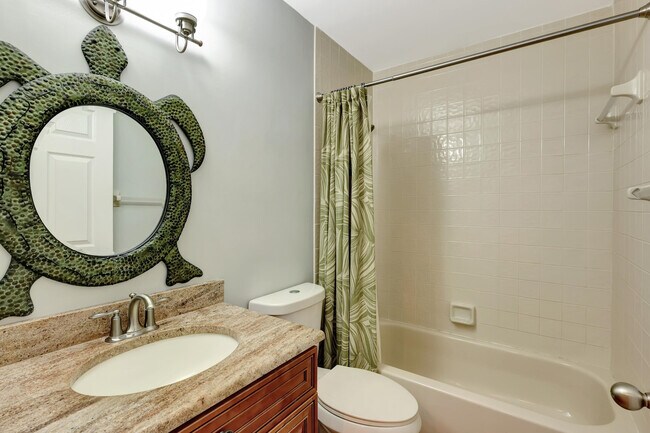 Building Photo - 2299 Treasure Isle Dr