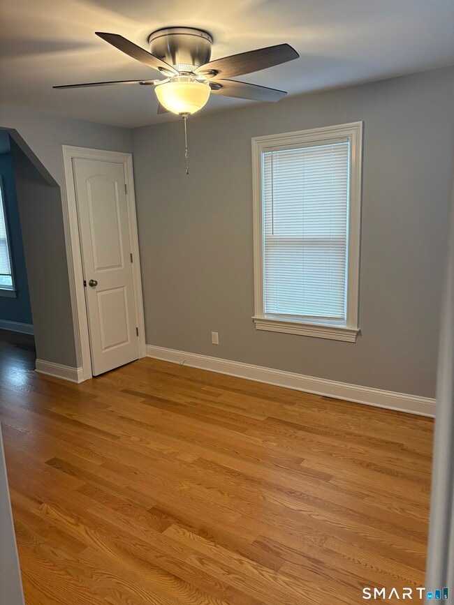 Building Photo - 45 Mead Ave