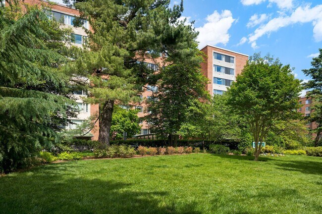 Building Photo - 4301 Massachusetts Ave NW