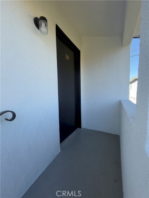 Building Photo - 521 W 78th St