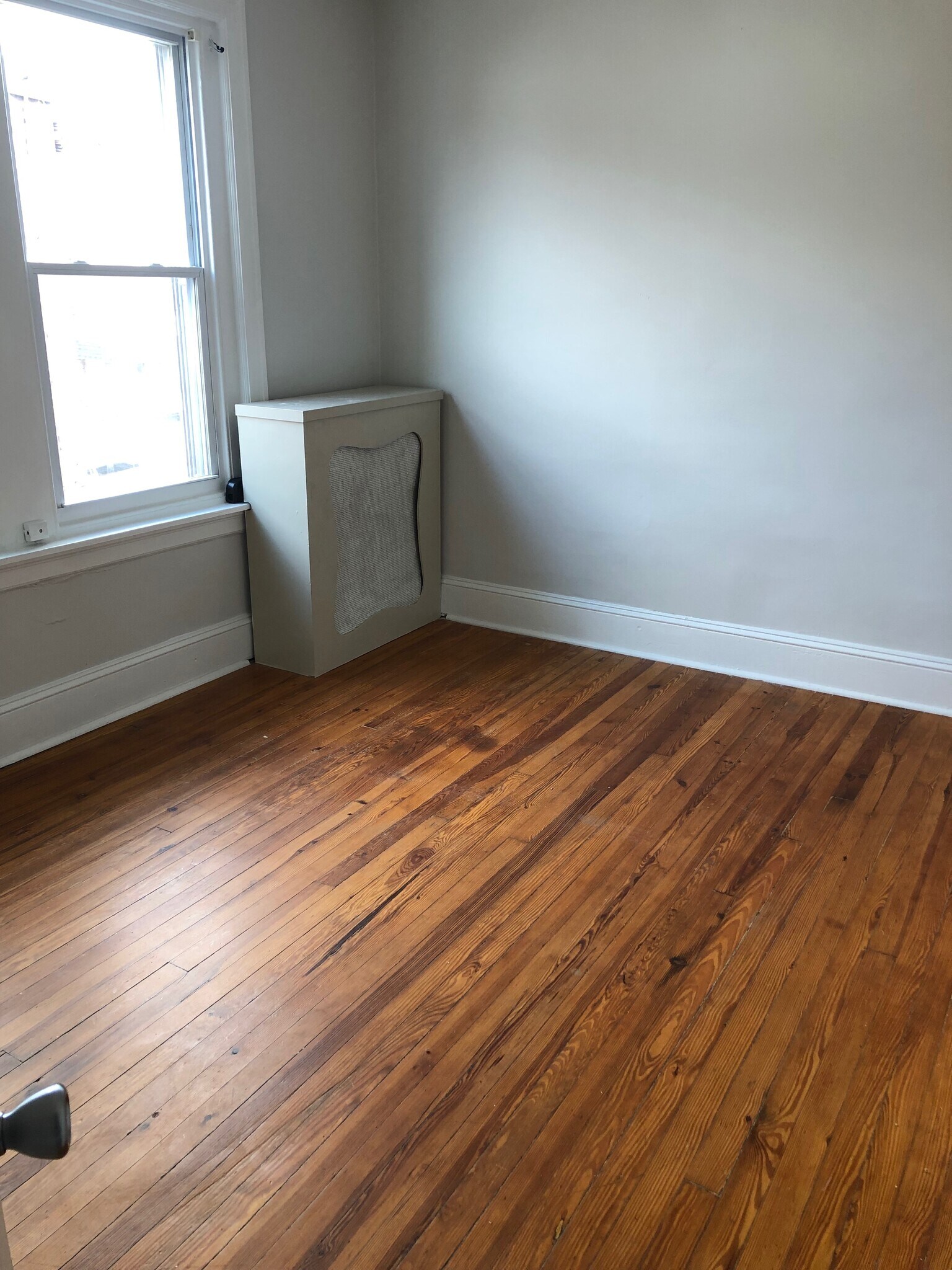 Building Photo - 5033 Ditman St