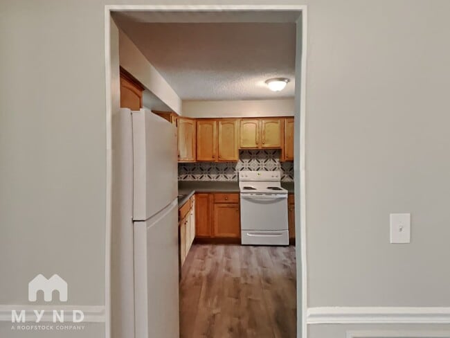 Building Photo - 6659 Rosetree Dr