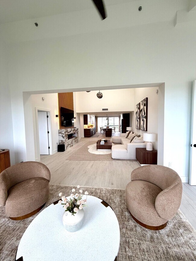 Building Photo - 17031 Boca Club Blvd