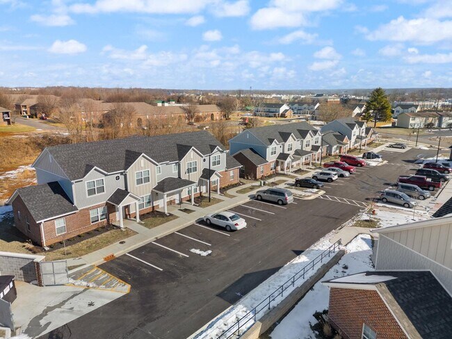 Building Photo - Foxtail Pointe